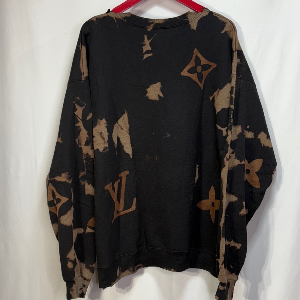 🪐Stylish Black bleach, dyed, distressed sweatshirt: - Picture 9 of 9